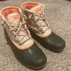 Sperrys boots
